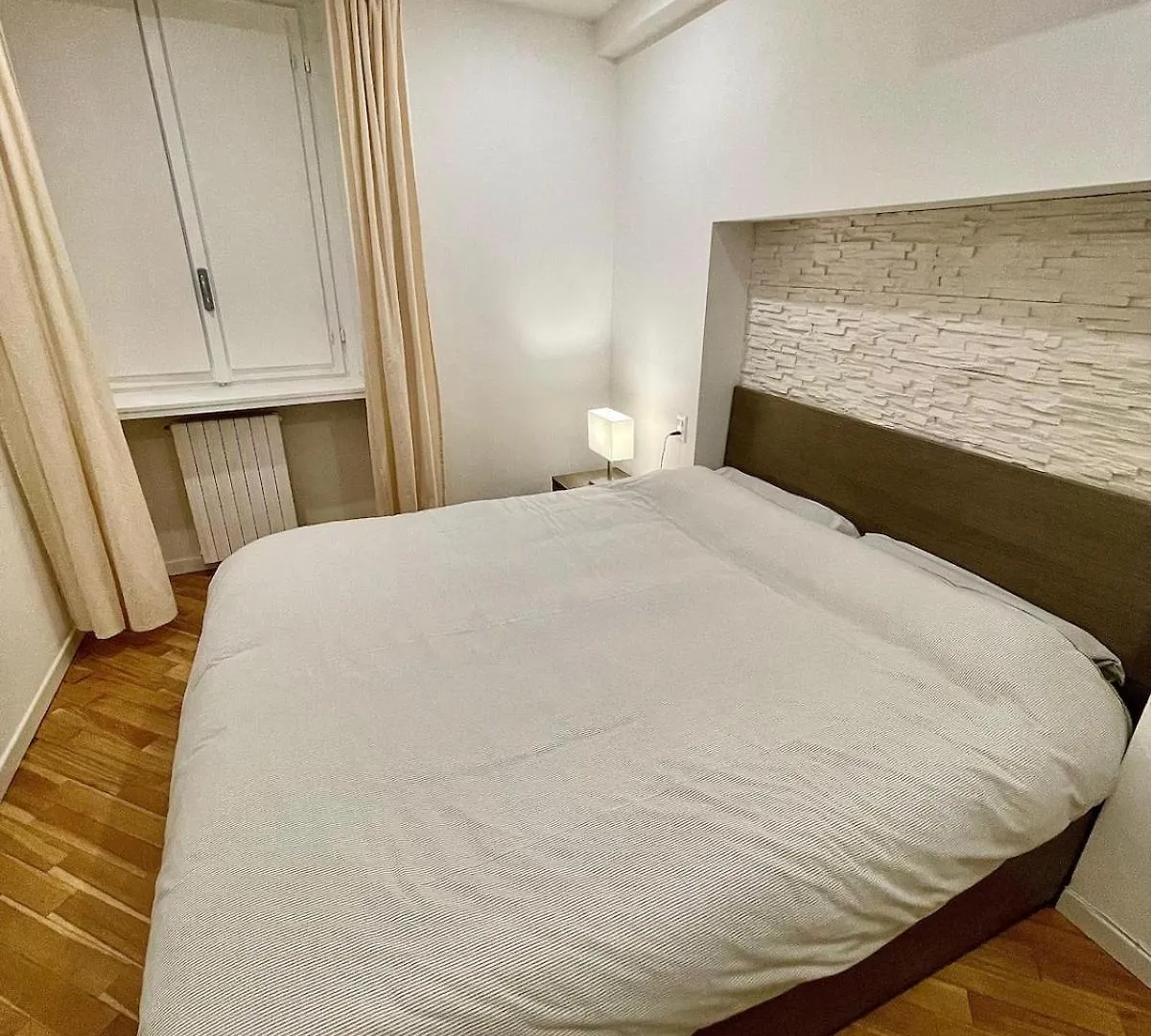 Apartment The Three Bs - Central House Bergamo Italy