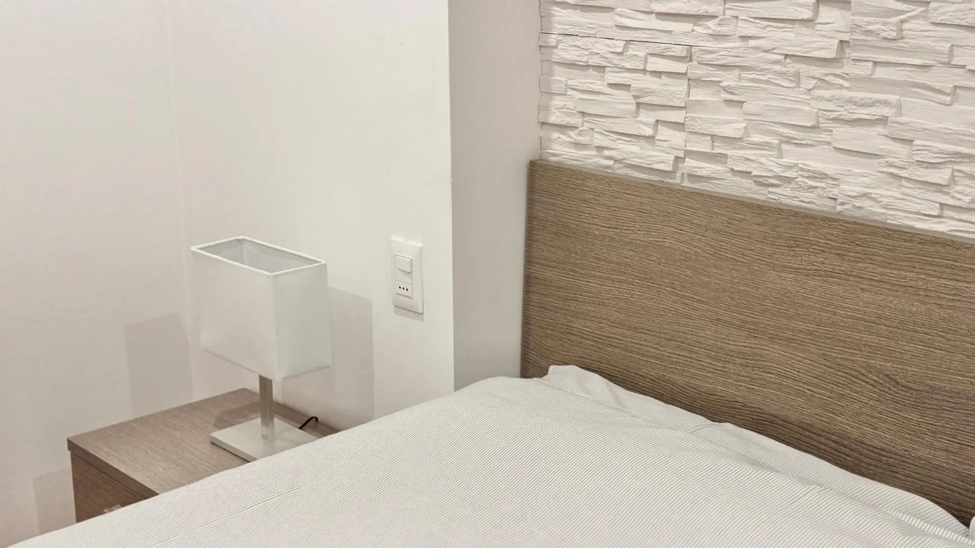 The Three Bs - Central House Bergamo Apartment