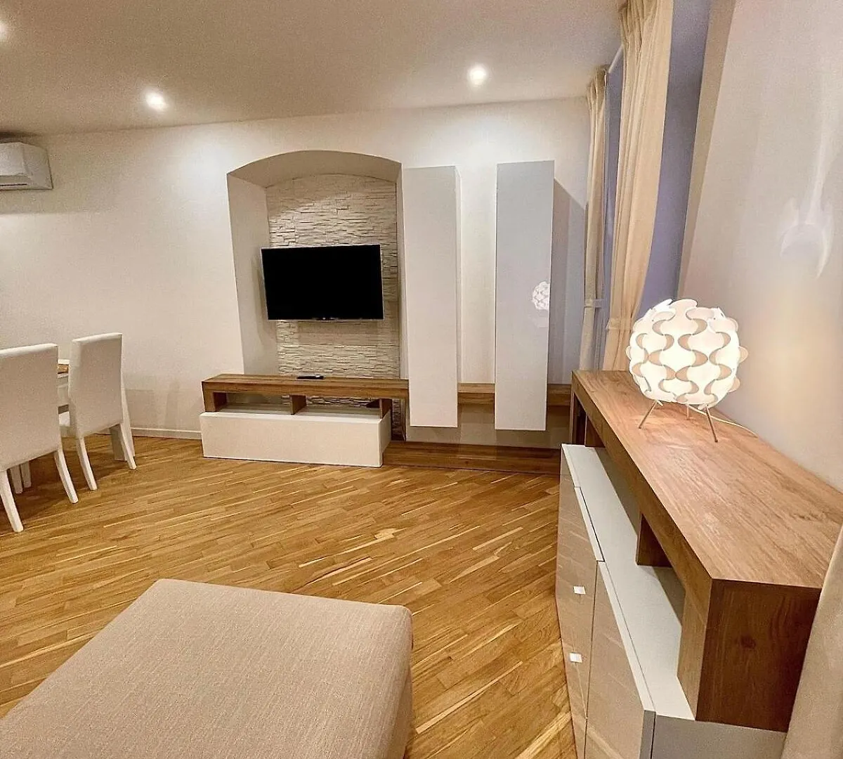 Apartment The Three Bs - Central House Bergamo